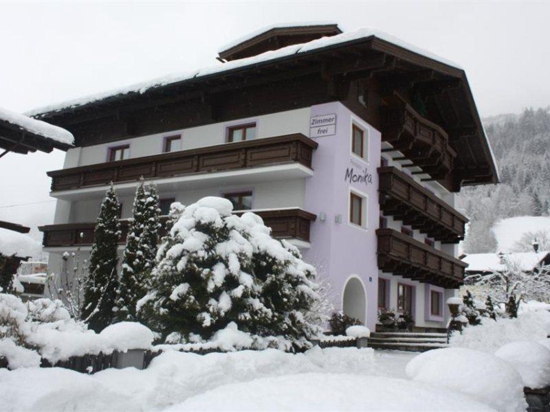 Fruehstueckspension Monika, B&B In Kaprun Mit Summercard Kültér fotó