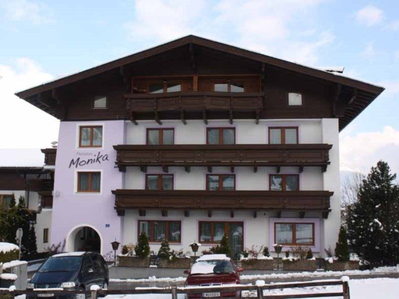 Fruehstueckspension Monika, B&B In Kaprun Mit Summercard Kültér fotó